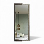 Λεπτομέρεια παραλληλόγραμμου καθρέφτη LETTO με φυσικό φινίρισμα σε λευκό φόντο. (Thumb 1)