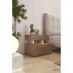 Ξύλινο κομοδίνο σε φυσική απόχρωση, σε υπνοδωμάτιο με minimal διακόσμηση. (Thumb 10)