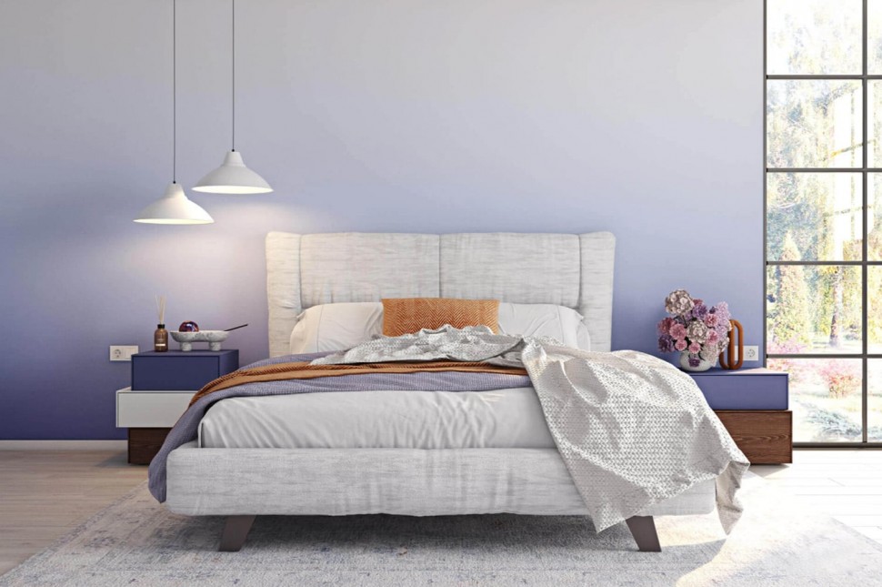 Minimal κομοδίνο Letto τριών επιπέδων σε λευκή-μωβ λάκα με ξύλινη βάση μπροστά από upholstered κρεβάτι. (Preview 7)
