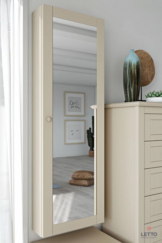 Πλαϊνή όψη ντουλαπιού LETTO με καθρέφτη τοποθετημένο δίπλα σε συρταριέρα. (Preview 6)