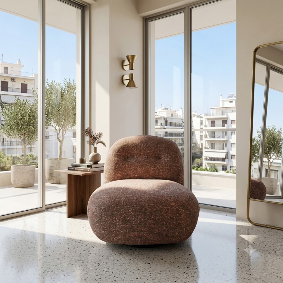 Η lounge πολυθρόνα Baltik τοποθετημένη σε ένα φωτεινό, minimal σαλόνι με μεγάλες τζαμαρίες και terrazzo δάπεδο. (Preview 5)