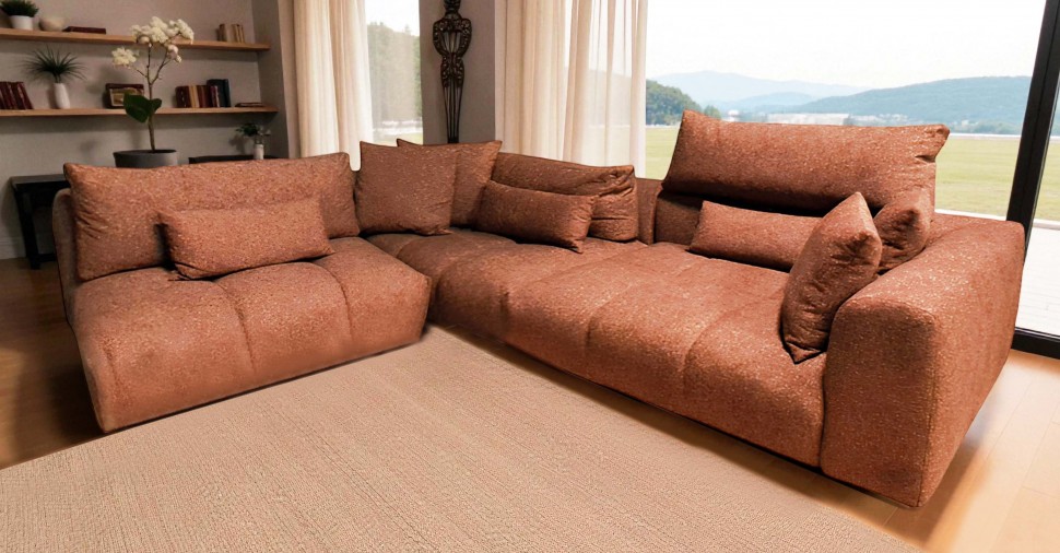 Καναπές Horizon γωνιακός σε terracotta ύφασμα, τοποθετημένος σε σαλόνι με φυσικό φως. (Preview 2)