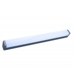 Γραμμικό φωτιστικό LED πάγκου κουζίνας σε slim minimal σχεδιασμό με γκρι πλαίσιο και λευκό διαχύτη, σε λευκό φόντο. (Thumb 1)