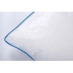 Αντιαλλεργικό μαξιλάρι La Luna Antibacterial με καπιτονέ βαμβακερό κάλυμμα και μπλε ρέλι σε λευκό φόντο. (Thumb 5)