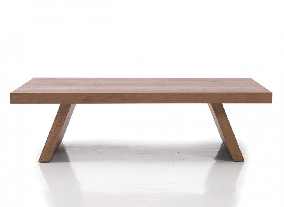 Μοντέρνο coffee table από φυσικό ξύλο δρυς με λοξές βάσεις και μίνιμαλ design – ιδανικό για σαλόνια σε σκανδιναβικό ή boho στυλ. (Preview 2)